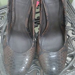 Tory Burch Heels .